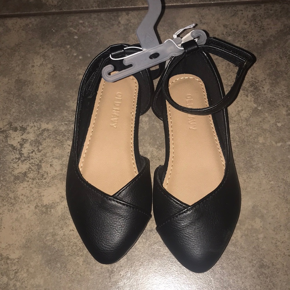 Ballet flats